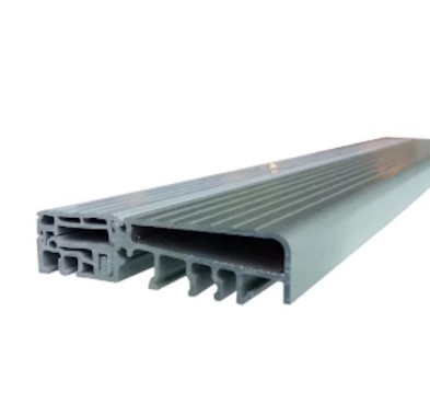 Hliníkovo-plastový prah